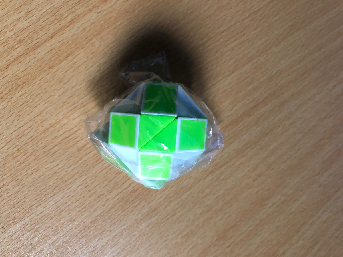Snake Cube Puzzle Mini 1 Pc Assorted Colours Available – Toy Empire